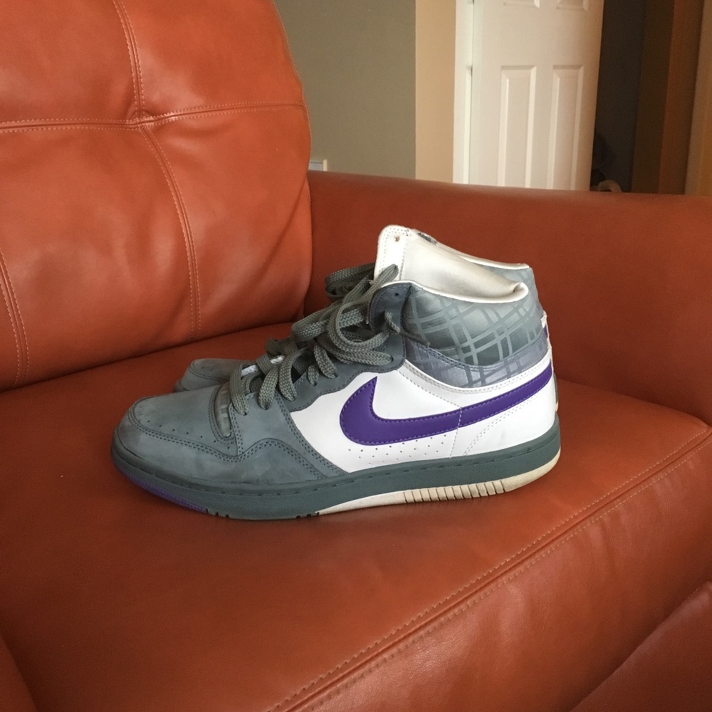 Nike Premium Court Force Size 12